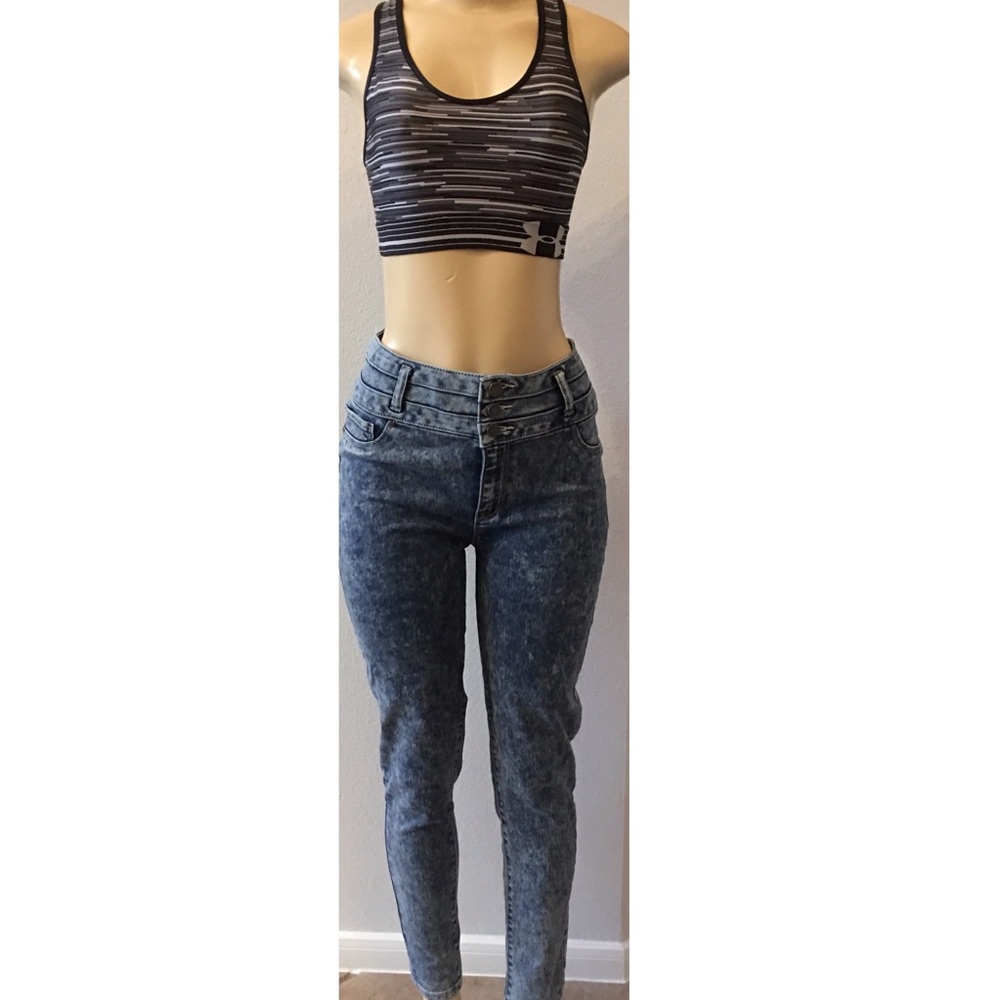 Tinseltown's Jr. women 3-Button Denim Skinny Jean